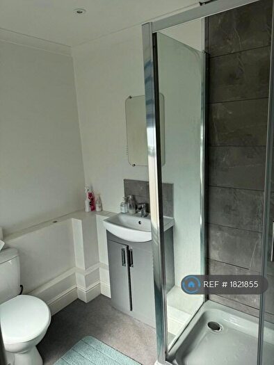 4 Bedroom Terraced House To Rent In Balmoral Road, Gillingham, ME7