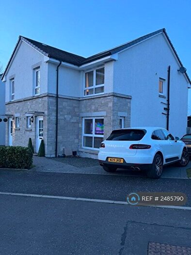 3 Bedroom Semi-Detached House To Rent In Glenbervie Place, Glasgow, G23