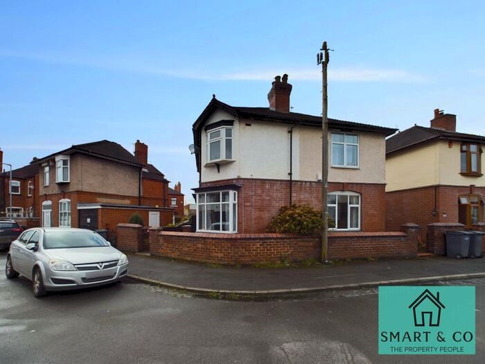 3 Bedroom Semi-Detached House To Rent In Claridge Road, Stoke-on-Trent, ST4