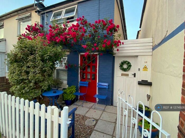 3 Bedroom Detached House To Rent In Artillery Street, Colchester, CO1