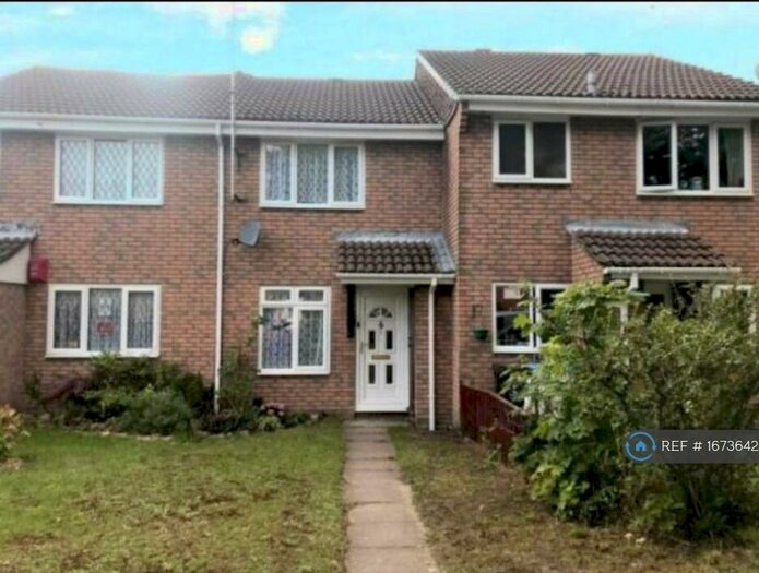 2 Bedroom Terraced House To Rent In Henbury Close, Poole, BH17
