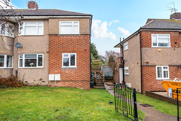 2 Bedroom Maisonette For Sale In Shepperton Road, Petts Wood, Orpington, BR5