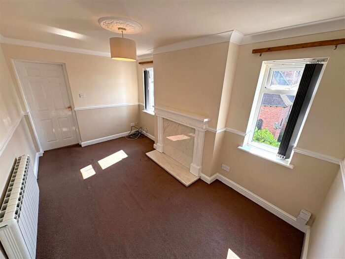 1 Bedroom Apartment To Rent In New Road, Stourbridge, West Midlands, DY8