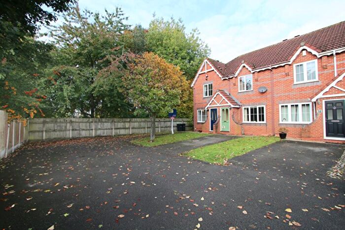 2 Bedroom End Of Terrace House To Rent In Marlborough Drive, Stourbridge, DY8