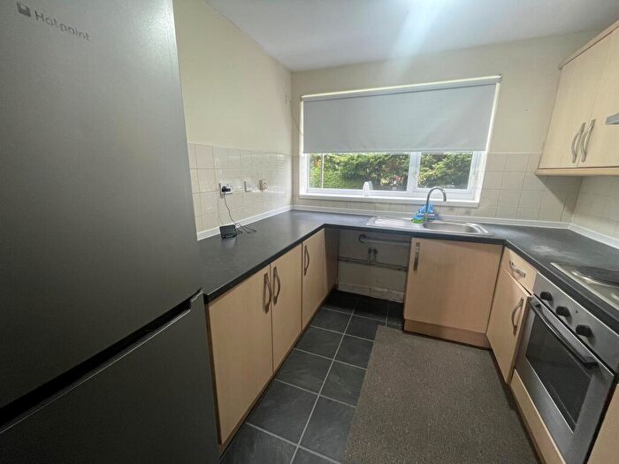 2 Bedroom Apartment To Rent In Avon Drive, Moseley, B13