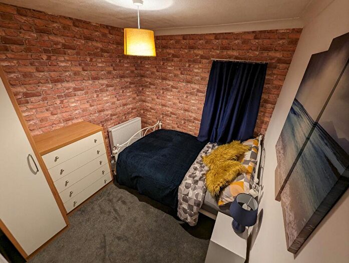 3 Bedroom Terraced House To Rent In Church Street, Silverdale, ST5