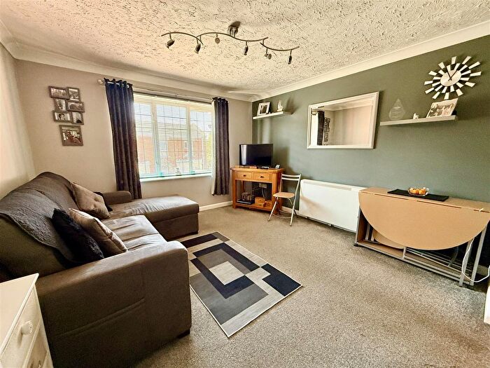 1 Bedroom Flat For Sale In High Street, Stalham, NR12