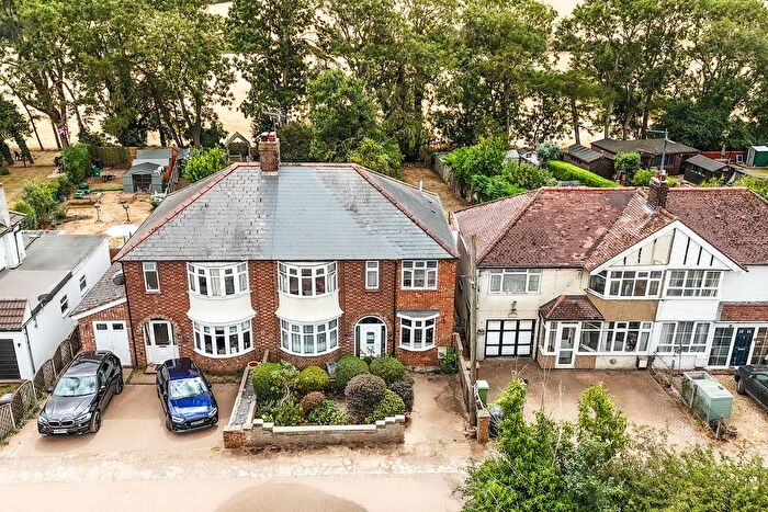 4 Bedroom Semi-detached House For Sale In Hilltop Road, Little Harrowden, NN9