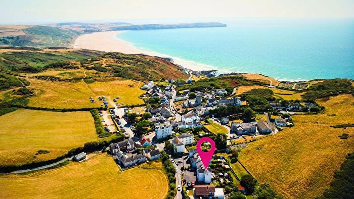 2 Bedroom Flat For Sale In Mortehoe, Woolacombe, EX34
