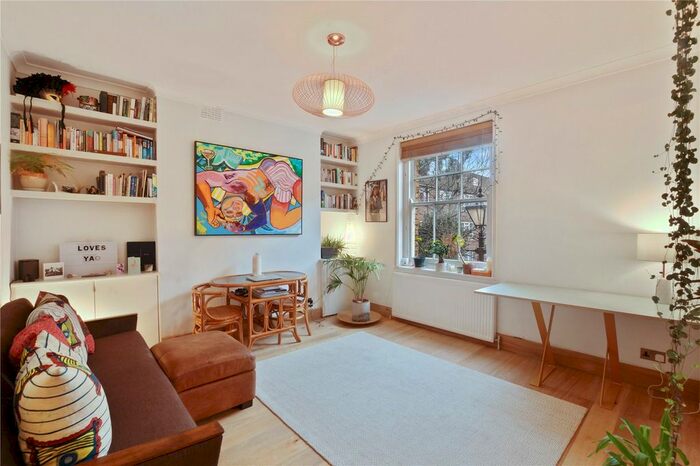 1 Bedroom Flat To Rent In Shepton Houses, Welwyn Street, London, E2