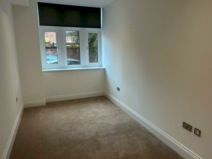2 Bedroom Apartment To Rent In Middleton House, St. Marys Gate, DE1
