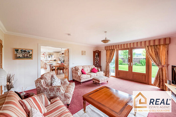 4 Bedroom Detached House For Sale In Bore Row, FK7