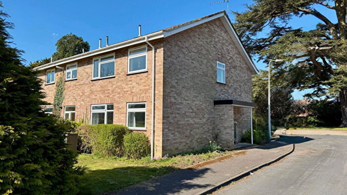 2 Bedroom Maisonette For Sale In Speen Hill Close, Newbury, RG14
