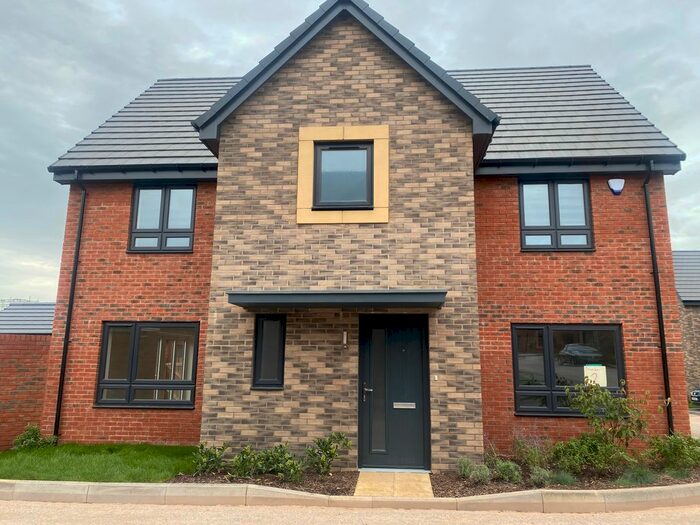 4 Bedroom Detached House To Rent In Philips Lane, Stoke Gifford, Bristol, BS34