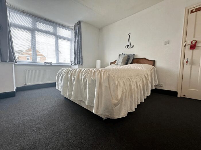 Flat To Rent In Ingram Road, Thornton Heath, CR7