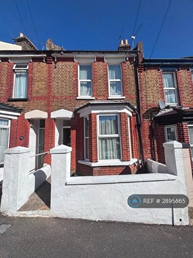 2 Bedroom Terraced House To Rent In Cecil Road, Rochester, ME1