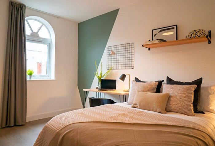 6 Bedroom Semi Detached House To Rent In Thesiger Street, Lincoln, LN5