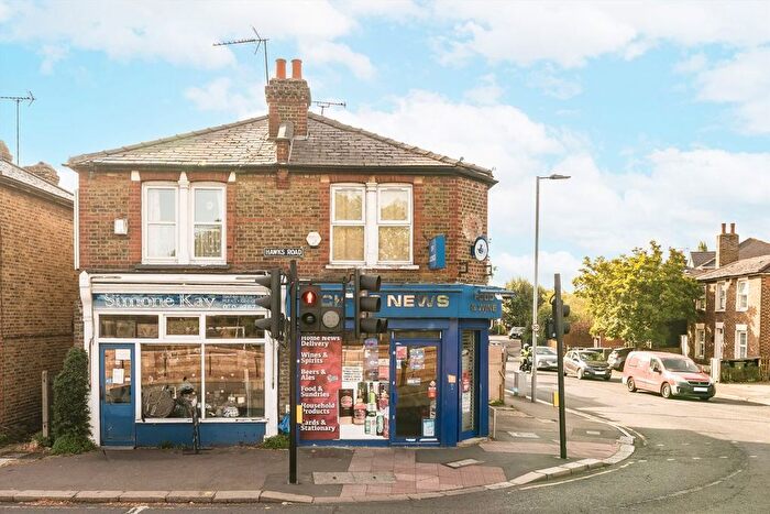 2 Bedroom Flat To Rent In Fairfield Corner, Kingston Upon Thames, KT1