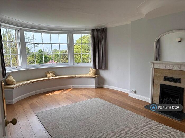 1 Bedroom Flat To Rent In The Paragon, London, SE3