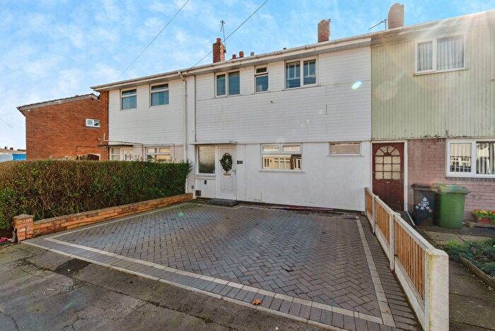 3 Bedroom Terraced House For Sale In Ashbourne Road, Walsall, West Midlands, WS3