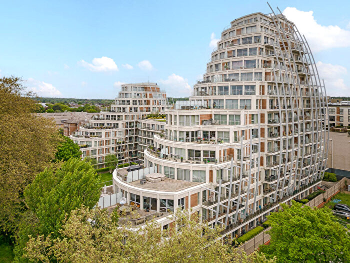 1 Bedroom Flat To Rent In Admiralty Building, Henry Macaulay Avenue, KT2