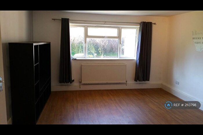 2 Bedroom Flat To Rent In Hilliers Lane, Beddington, CR0