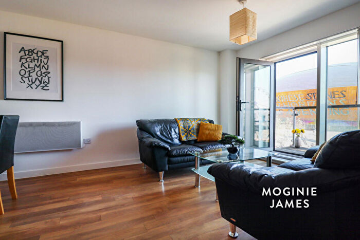 2 Bedroom Flat To Rent In Quayside, Bute Crescent, Cardiff, CF10