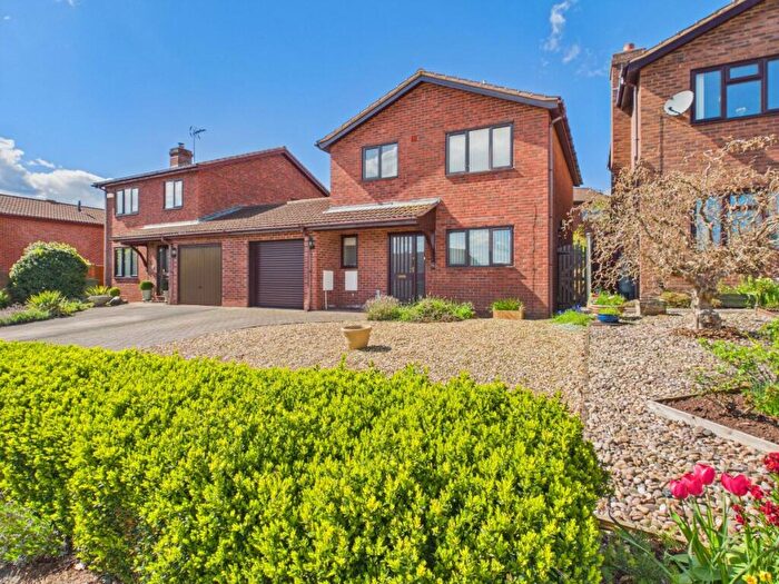 3 Bedroom Link Detached House For Sale In Court Road, Ross-on-Wye, HR9