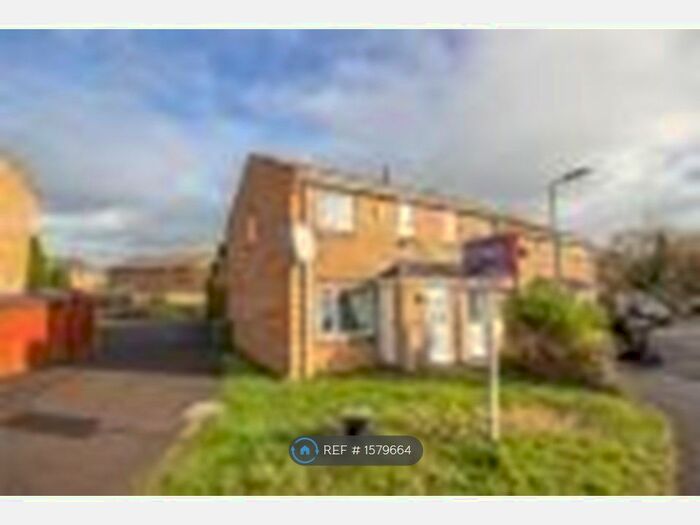 3 Bedroom Terraced House To Rent In Courtlands, Bradley Stoke, Bristol, BS32