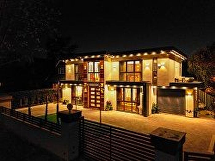 4 Bedroom Detached House To Rent In Delahays Drive, Hale, Altrincham, WA15