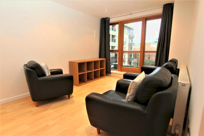 2 Bedroom Flat To Rent In Balmoral Place, Brewery Wharf, LS10