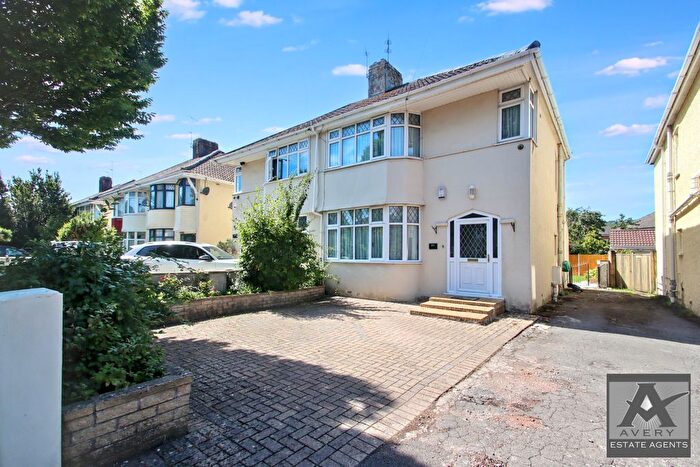 3 Bedroom Semi-Detached House To Rent In Locking Road, BS23