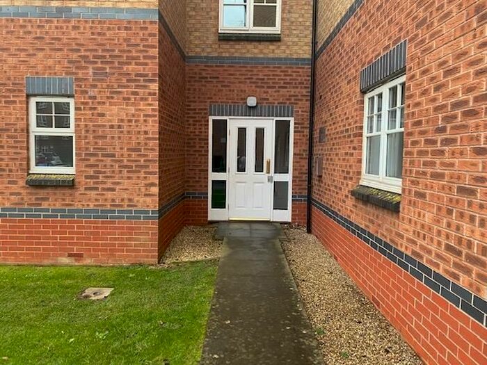 2 Bedroom Property To Rent In Beckets View, Northampton NN1