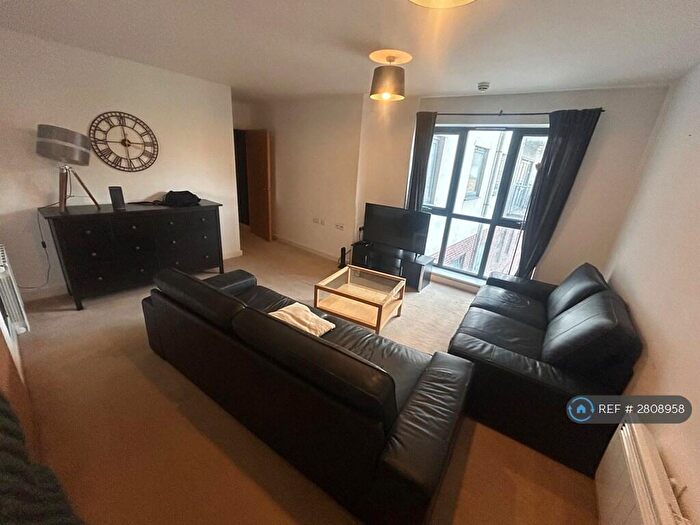 2 Bedroom Flat To Rent In Thomas Fyre Drive, London, E3