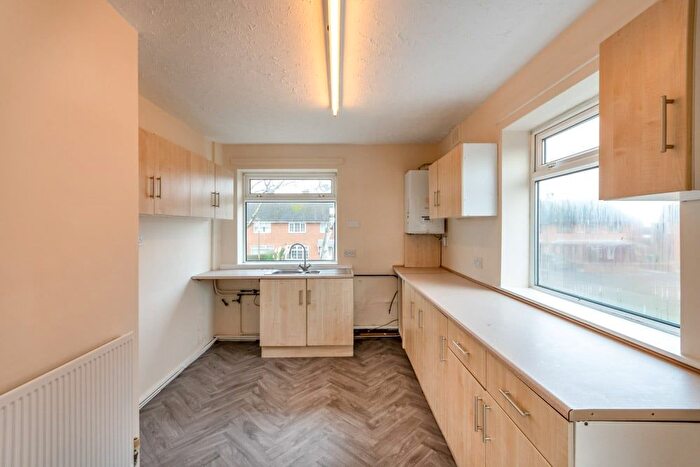2 Bedroom Flat For Sale In The Oval, Retford, DN22