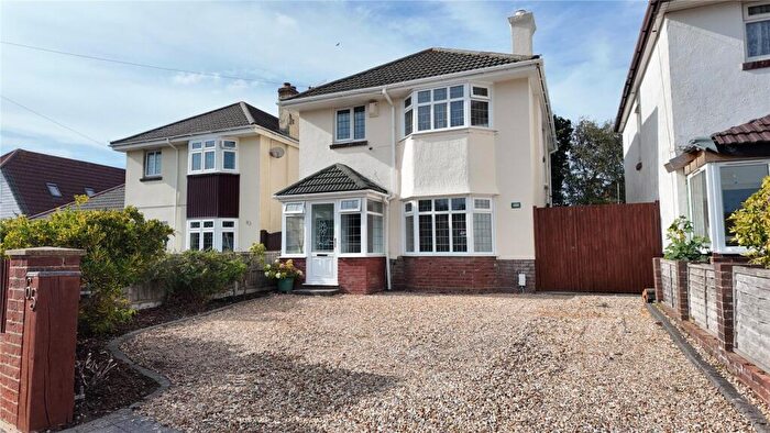 3 Bedroom Detached House For Sale In Mellstock Road, Poole, Dorset, BH15