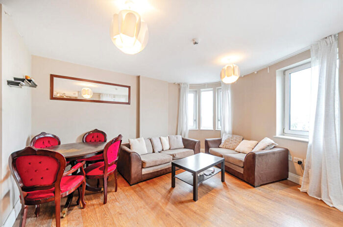 1 Bedroom Flat For Sale In High Road, London, NW10