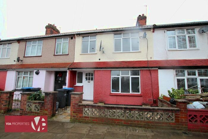 3 Bedroom Terraced House To Rent In Chesterfield Road, Enfield, EN3