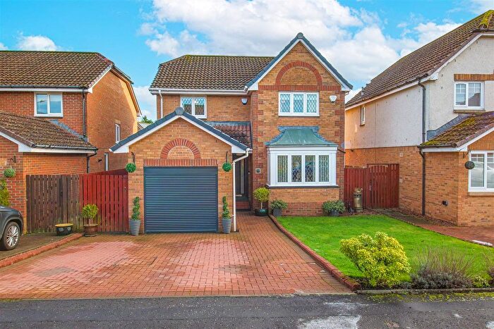 4 Bedroom Detached House For Sale In Cooper Avenue, Carluke, ML8