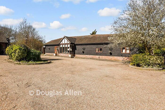 4 Bedroom Bungalow For Sale In Ashwells Road, Pilgrims Hatch, Brentwood, Essex, CM15