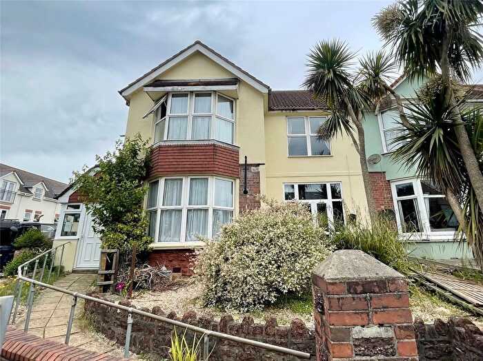1 Bedroom Flat For Sale In Torquay Road, Paignton, Devon, TQ3
