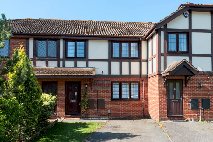3 Bedroom House To Rent In Long Meadow Close, West Wickham, BR4