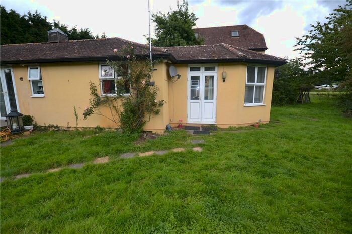 1 Bedroom Bungalow To Rent In Sedge Green, Roydon, CM19