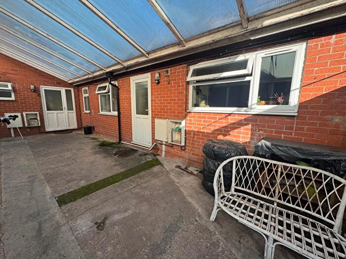 2 Bedroom Bungalow To Rent In Foleshill Road, Coventry, CV6
