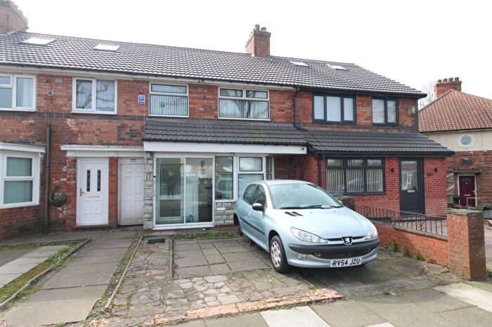 3 Bedroom Terraced House For Sale In Debenham Road, Birmingham, West Midlands, B25