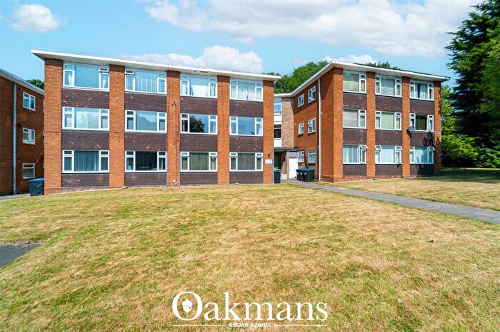 2 Bedroom Apartment For Sale In Savoy Close, Birmingham, Birmingham, B32
