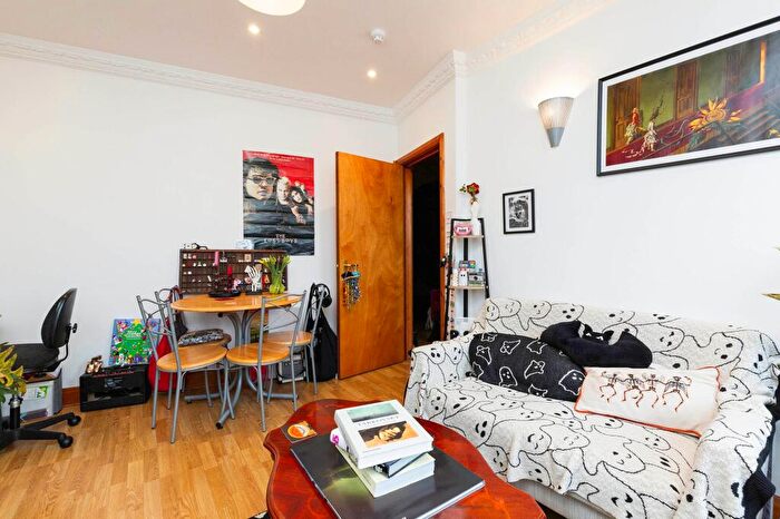 1 Bedroom Flat To Rent In Burnley Road, London, NW10