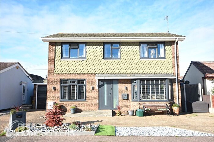 4 Bedroom Detached House For Sale In Chapman Road, Canvey Island, Essex, SS8