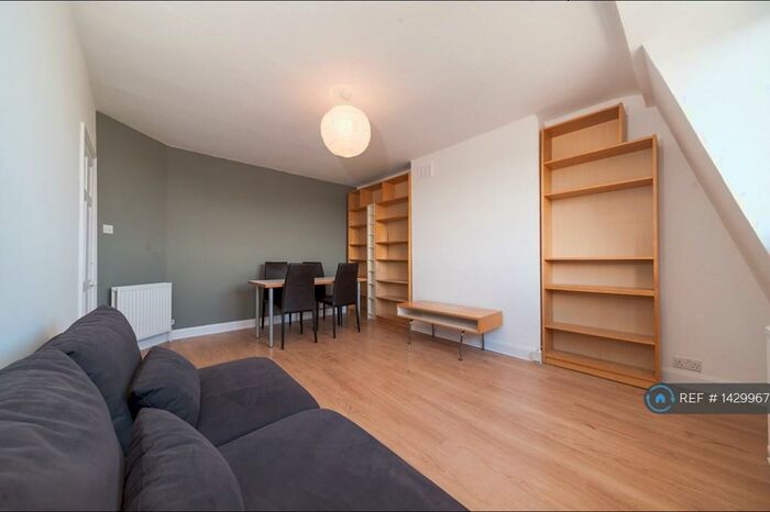 1 Bedroom Flat To Rent In Dalton Street, London, SE27