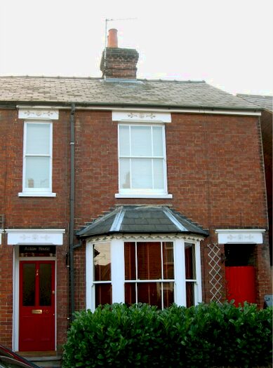 3 Bedroom End Of Terrace House To Rent In Kings Road, Hitchin, Hertfordshire, SG5